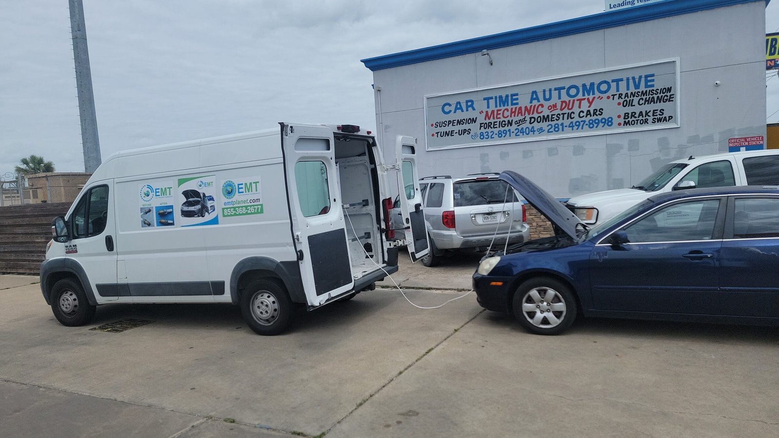 EMT service van at a customer workshop, performing a decarbonization treatment