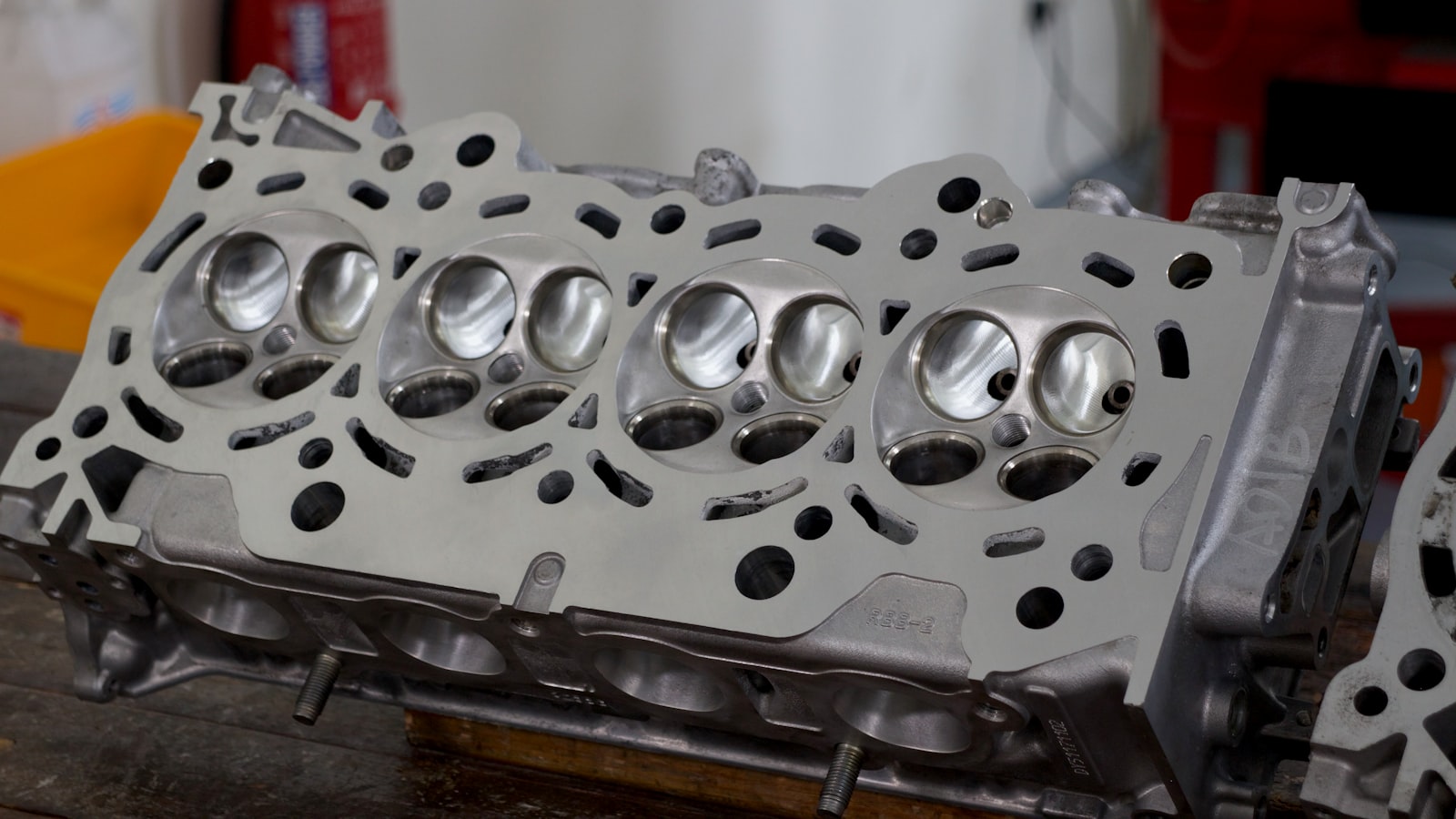 Clean valve seats